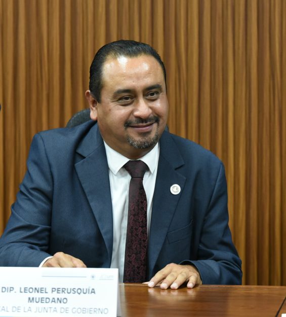 19.11.2025 Entrega Paquete Fiscal 2026 (34)