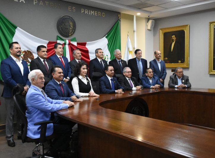 19.02.2026 Reunión con ex presidentes Junta de Gobierno (26)