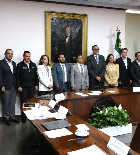 17.03.2026 Firma de convenio congreso-tec Monterrey (43)