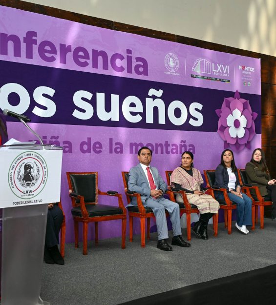 25.02.2026 Conferencia Los sueños de la niña de la montaña (33)