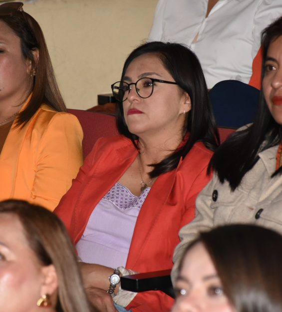 25.03.2026 Conversatorio mujeres (15)