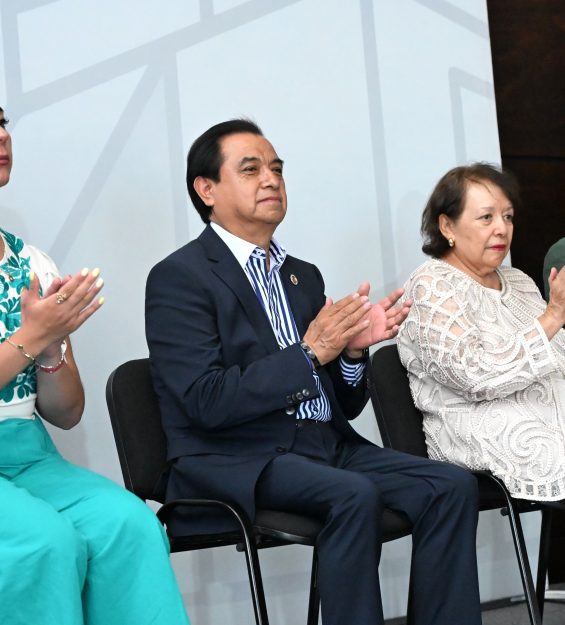 29.05.2026 Reconocimiento a la trayectoria magisterial (5)