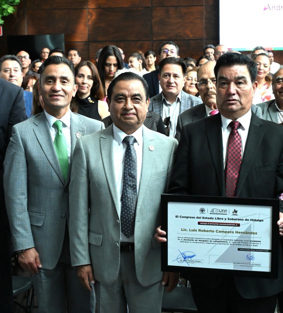 11.08.2026 Reconocimiento Roberto Campero (42)