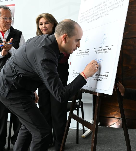 09.10.2026 Firma convenio CECATI 114 SUSTPLEH (63)